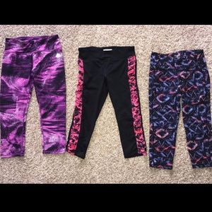 Size M workout capris